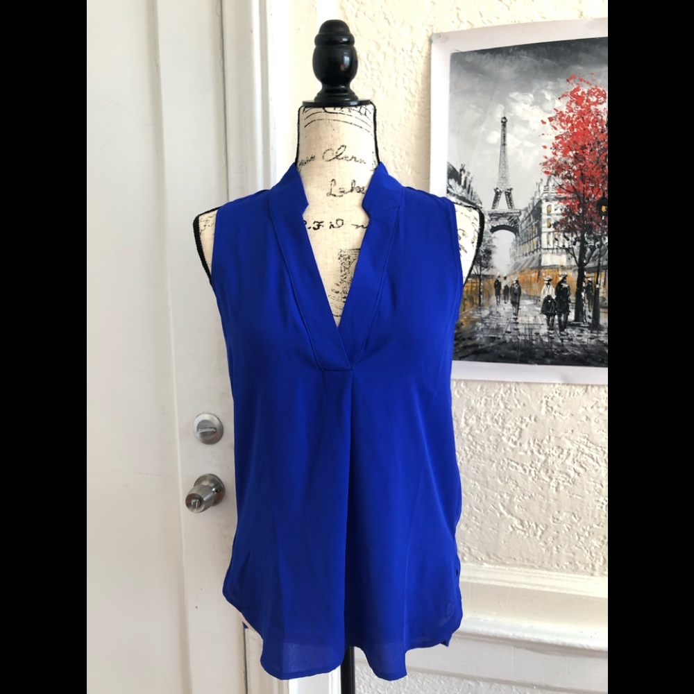 NEW! Banana republic V neck blouse cobalt blue XXS